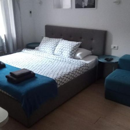 Apartments Simple Teslina Zagreb Exterior photo