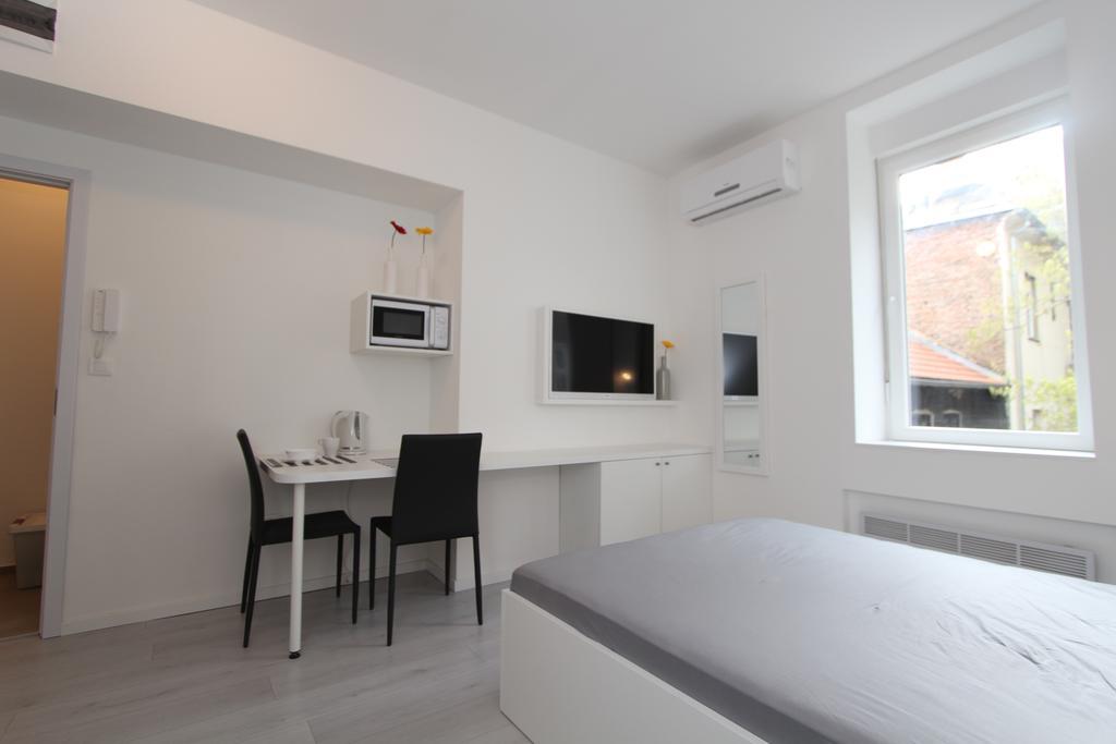 Apartments Simple Teslina Zagreb Exterior photo